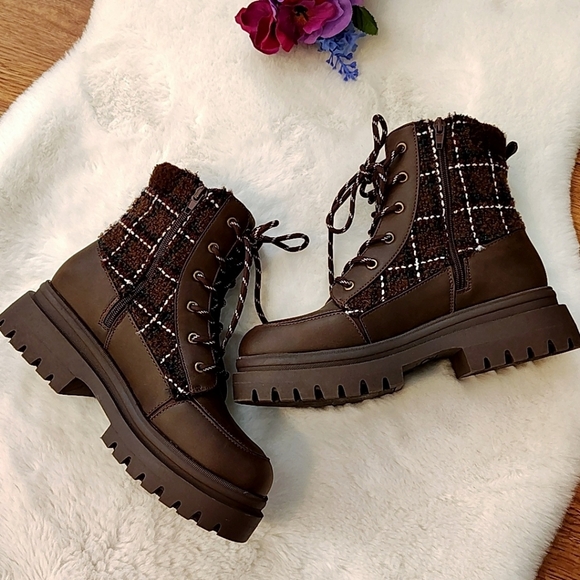 Rocket Dog Desmond Brown Lug Plaid Ankle Boots Size 8.5 - Picture 9 of 13